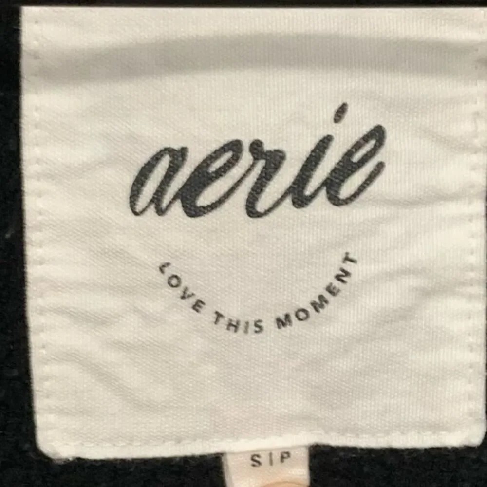 AERIE‎ Women’s Hometown Holiday Quarter Zip Fleece Sweatshirt Black Small - Picture 14 of 16